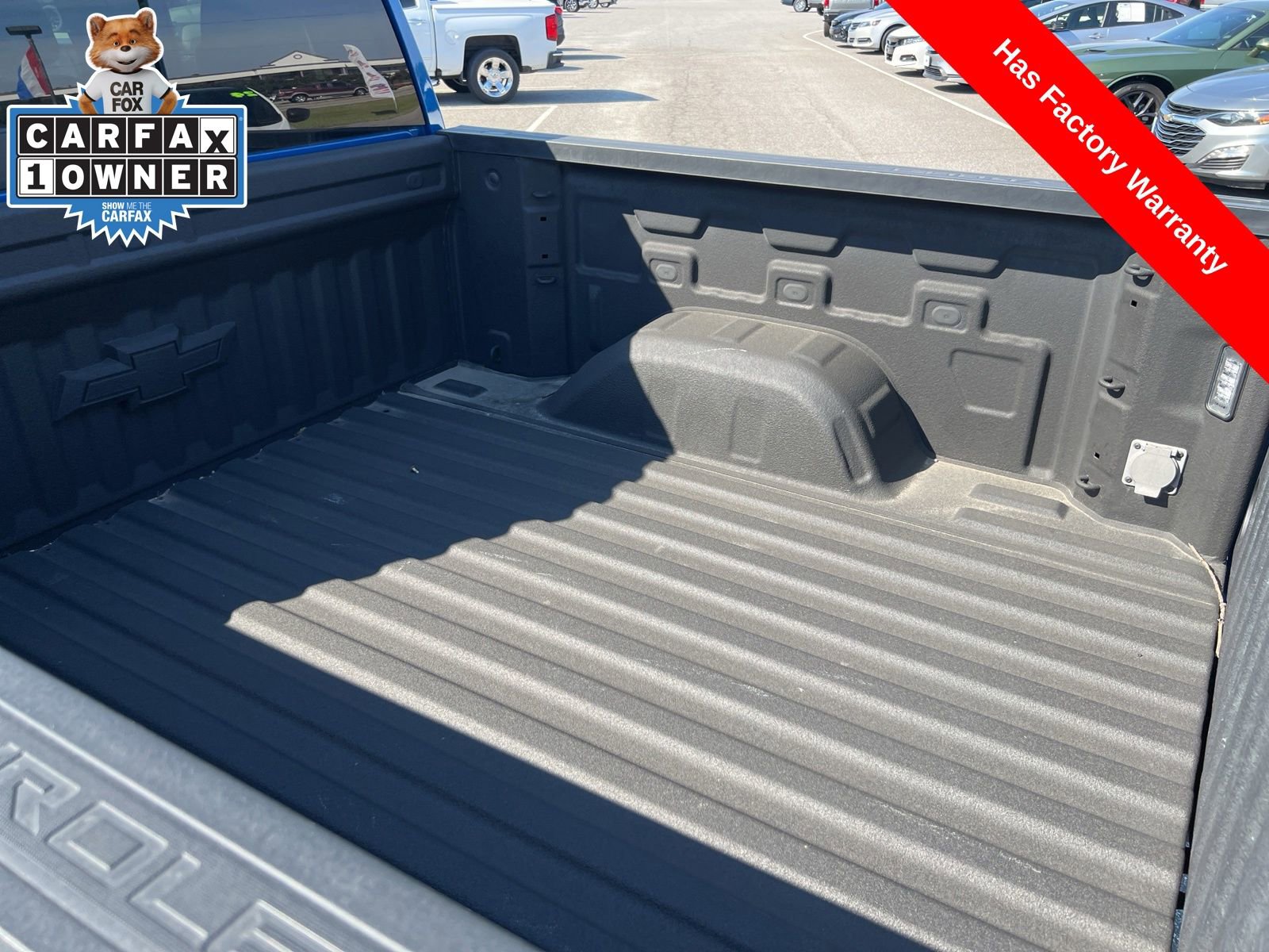 Used 2023 Chevrolet Silverado 1500 LT AWD/4WD image 11