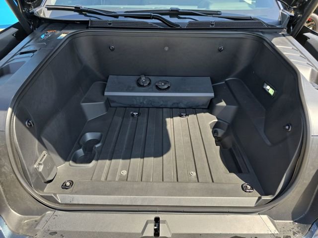 New 2026 Chevrolet Silverado EV LT w/ Plus Package AWD/4WD image 21