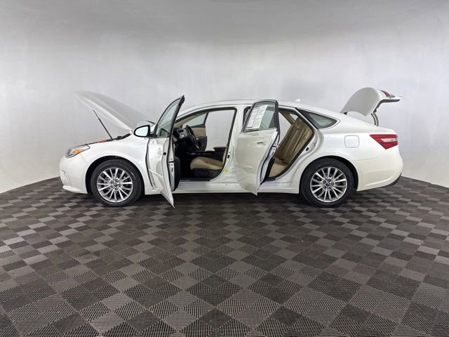 Used 2018 Toyota Avalon Limited w/ Protection Package image 5