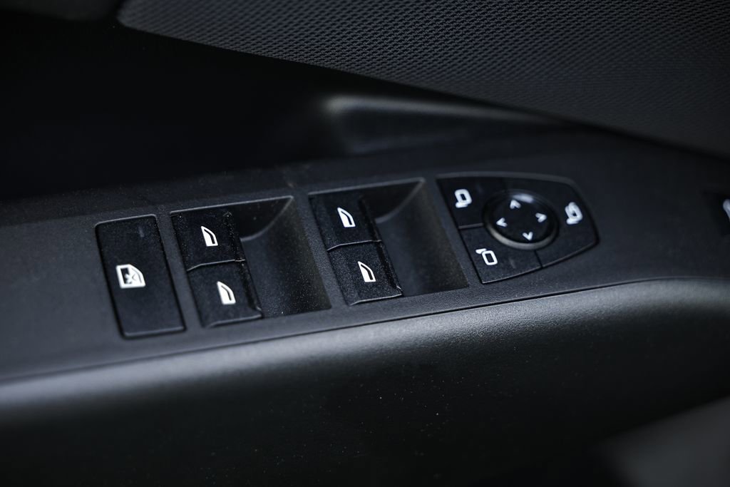 Certified 2025 BMW X3 xDrive30i w/ Premium Package image 18