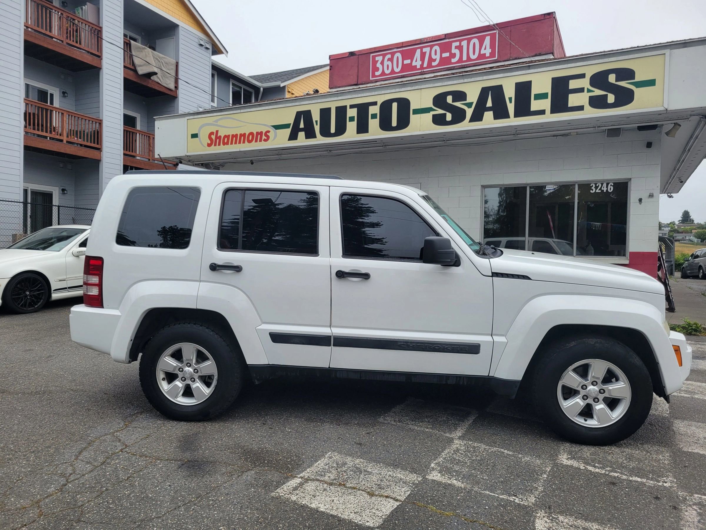 Used 2012 Jeep Liberty Sport RWD image 1