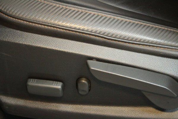 Used 2021 GMC Canyon AT4 w/ Driver Alert Package image 17