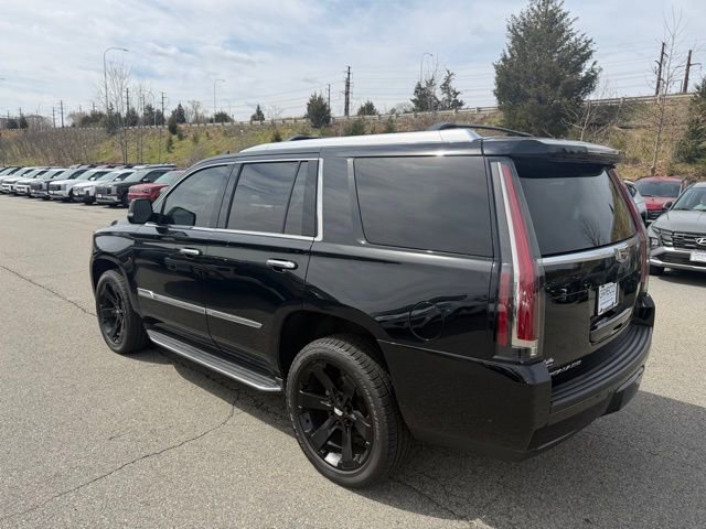 Used 2017 Cadillac Escalade Luxury AWD/4WD image 7