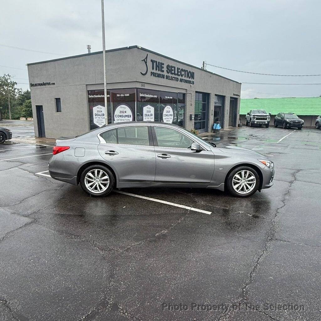 Used 2015 INFINITI Q50 Premium w/ Navigation Package AWD/4WD image 18