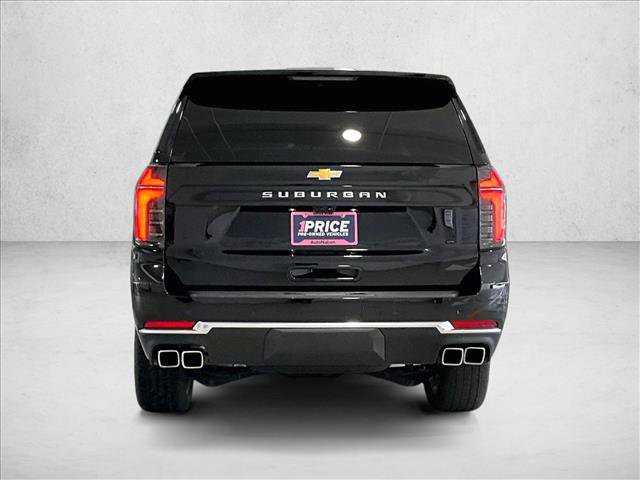 Used 2025 Chevrolet Suburban High Country RWD video 4