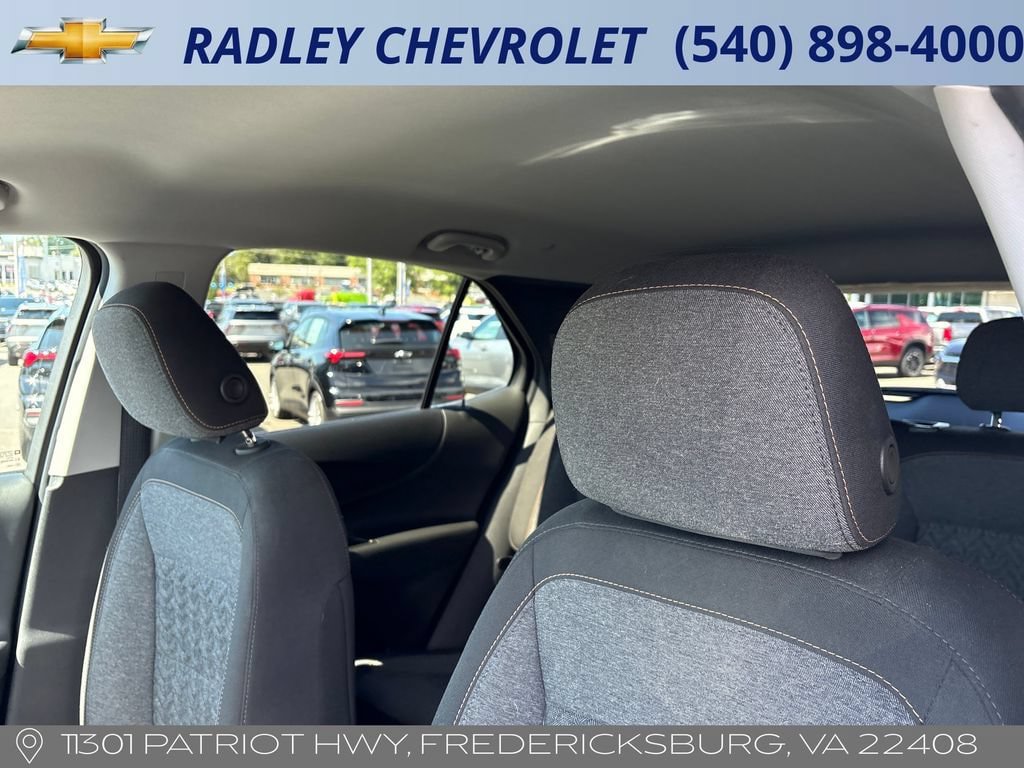 Used 2024 Chevrolet Equinox LT AWD/4WD image 2