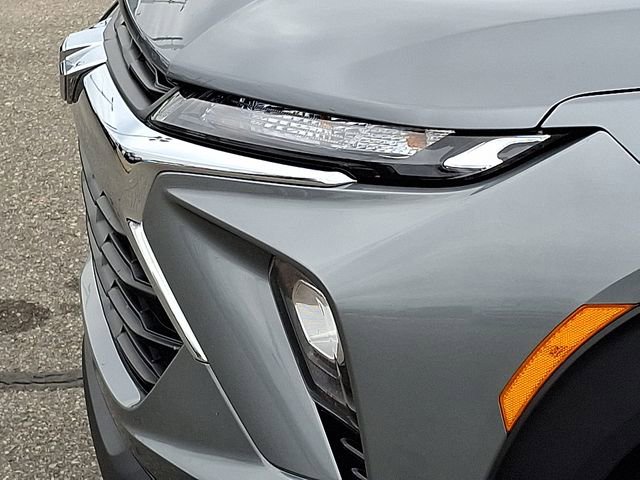 Used 2024 Chevrolet TrailBlazer LS w/ LS Convenience Package image 28