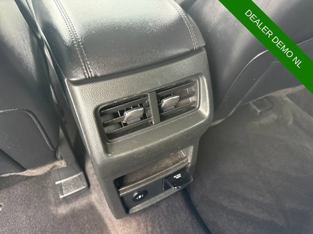 Used 2024 Ford Edge SEL w/ Convenience Package AWD/4WD image 14