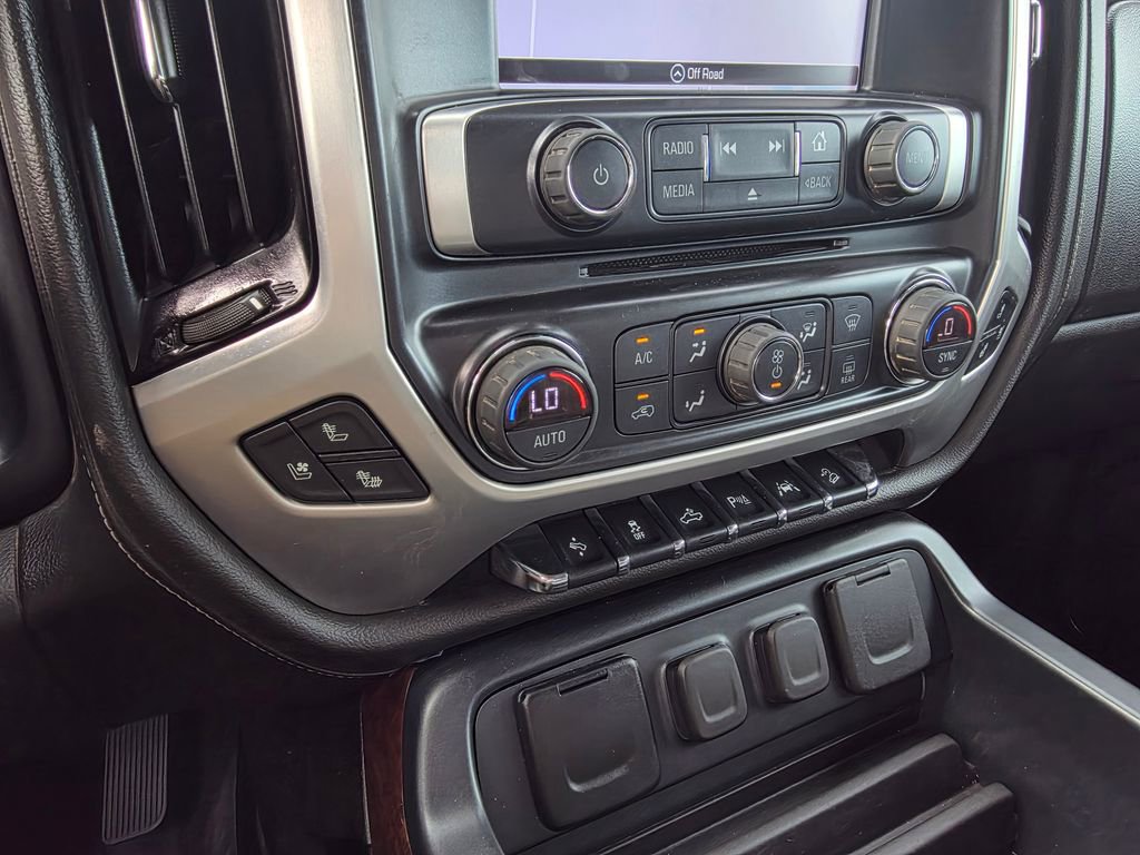 Used 2018 GMC Sierra 1500 SLT AWD/4WD image 19