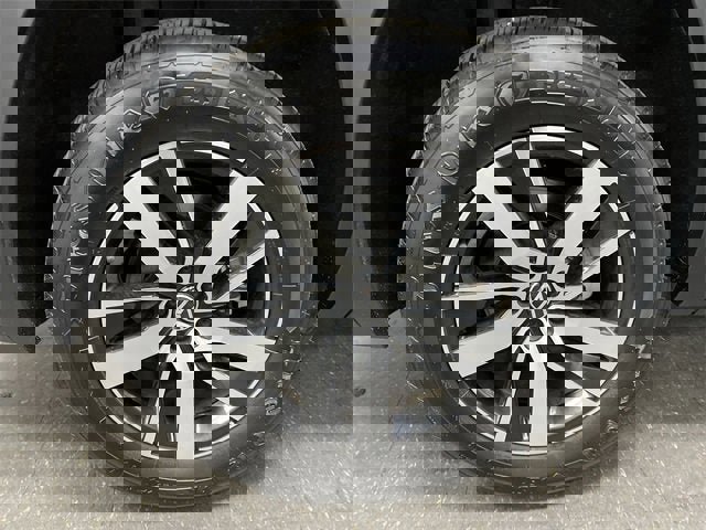 Used 2022 Volkswagen Atlas SE image 32