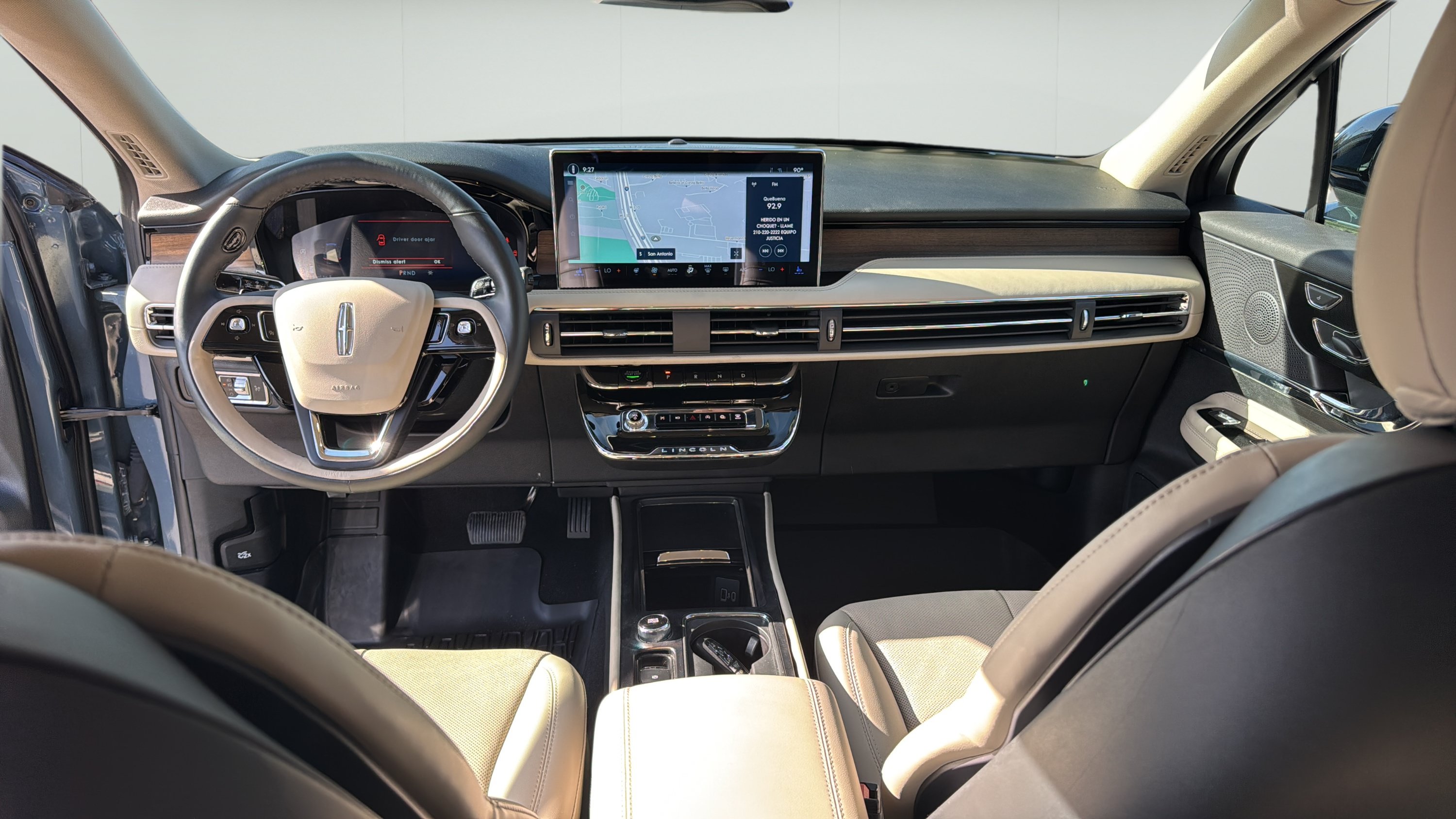 Used 2025 Lincoln Corsair Reserve FWD image 24