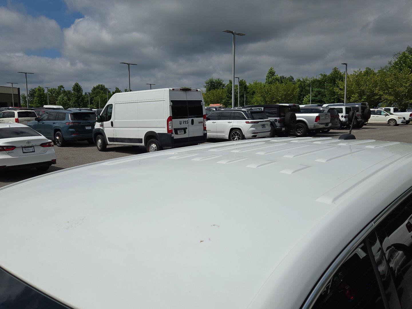 Used 2019 GMC Acadia SLE FWD image 13