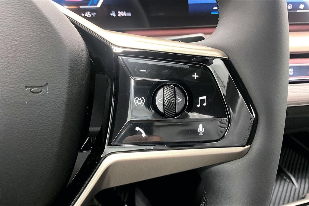 New 2026 BMW i5 eDrive40 w/ Executive Package RWD image 13
