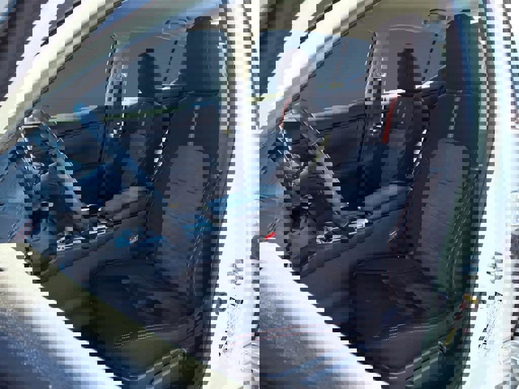 Used 2024 Nissan Sentra SR image 3