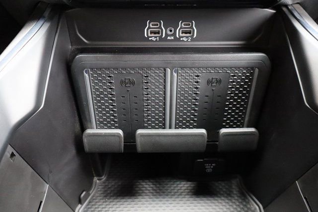 Used 2025 RAM 2500 Laramie image 29