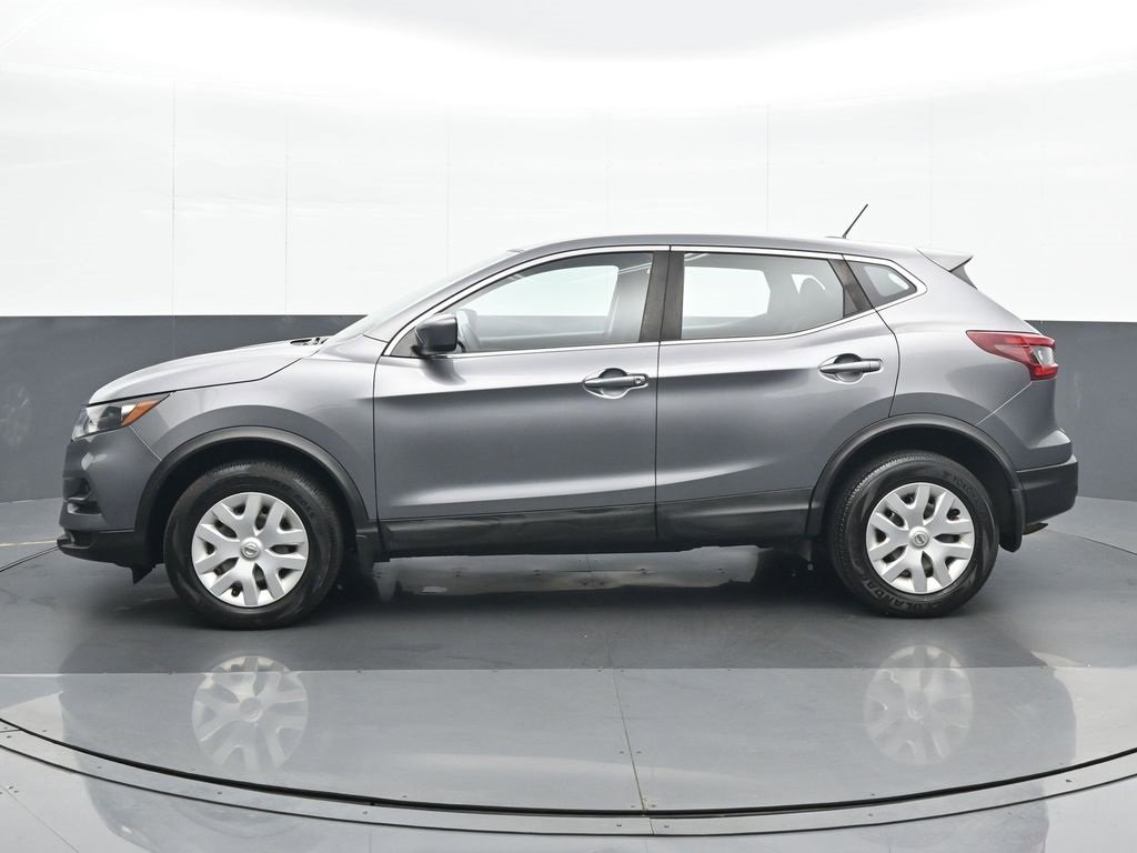 Used 2020 Nissan Rogue Sport S image 3