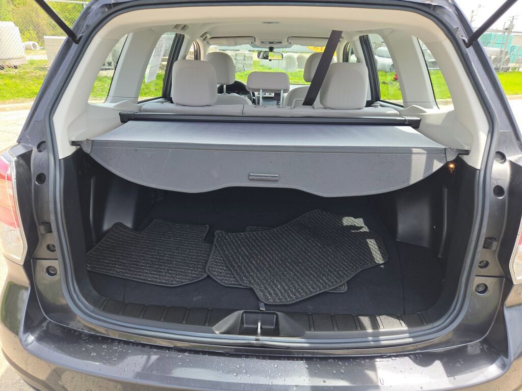 Used 2018 Subaru Forester 2.5i w/ Alloy Wheel Package AWD/4WD image 15