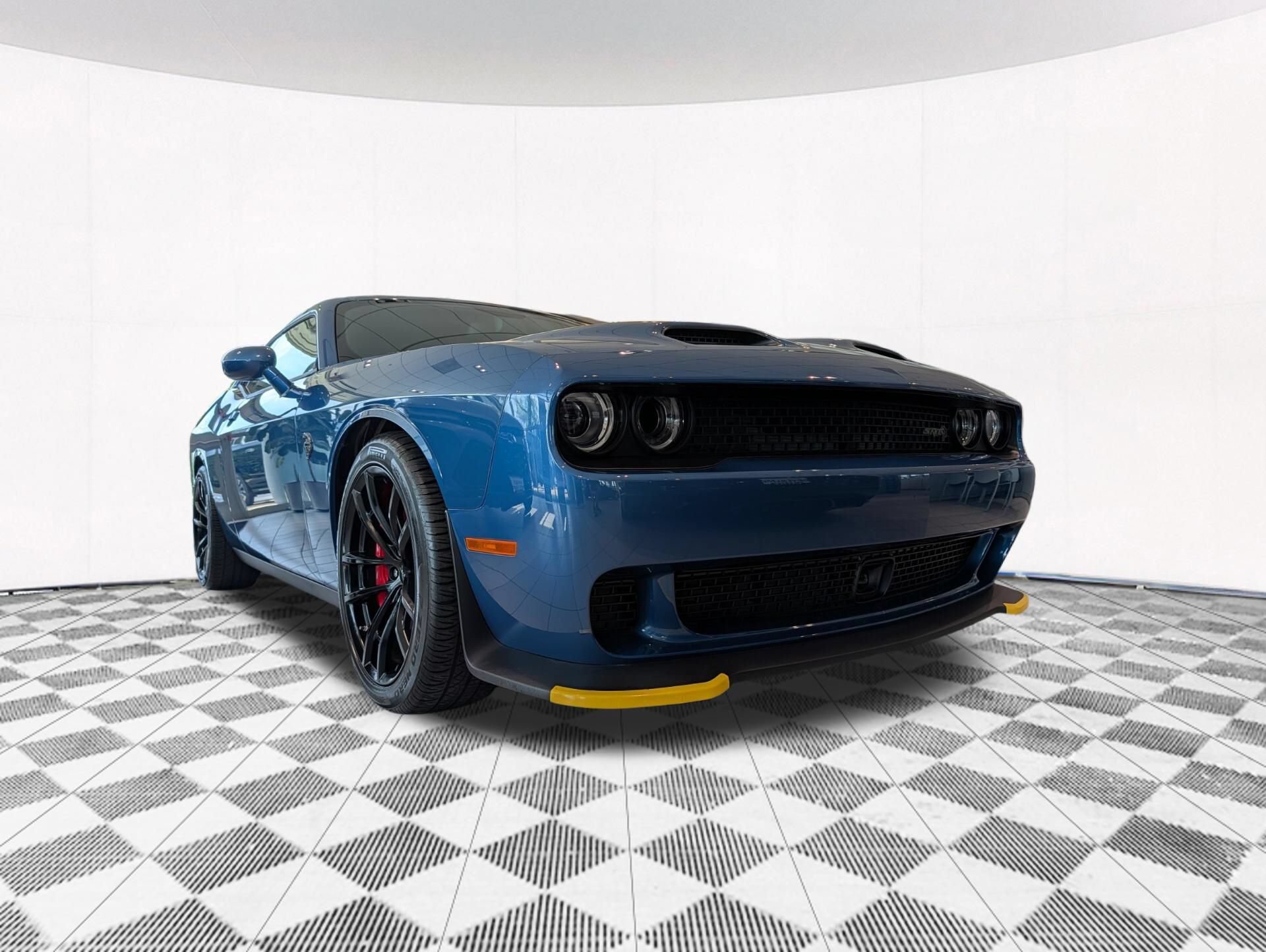 Used 2023 Dodge Challenger SRT Hellcat RWD image 18
