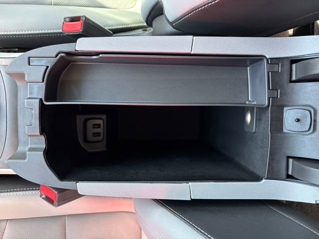 Used 2024 GMC Terrain SLT image 24