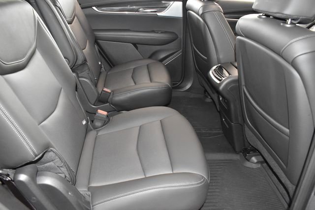 Used 2024 Cadillac XT6 Sport w/ Technology Package AWD/4WD image 12