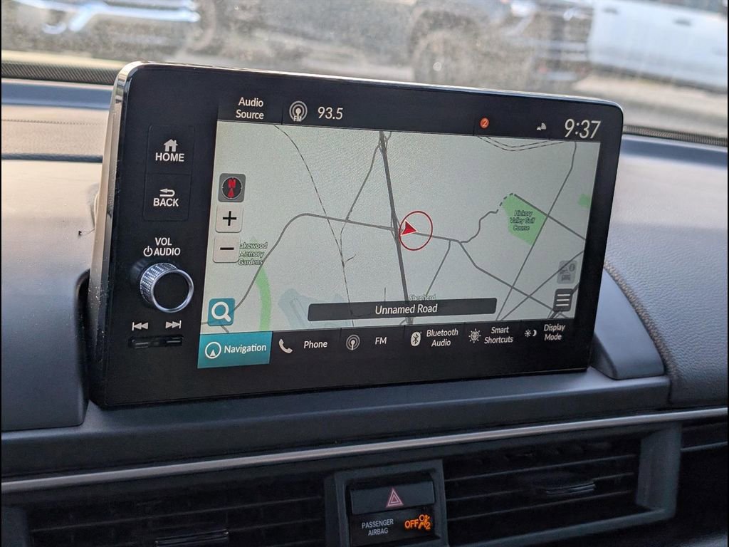 Used 2025 Honda Pilot Black Edition image 16