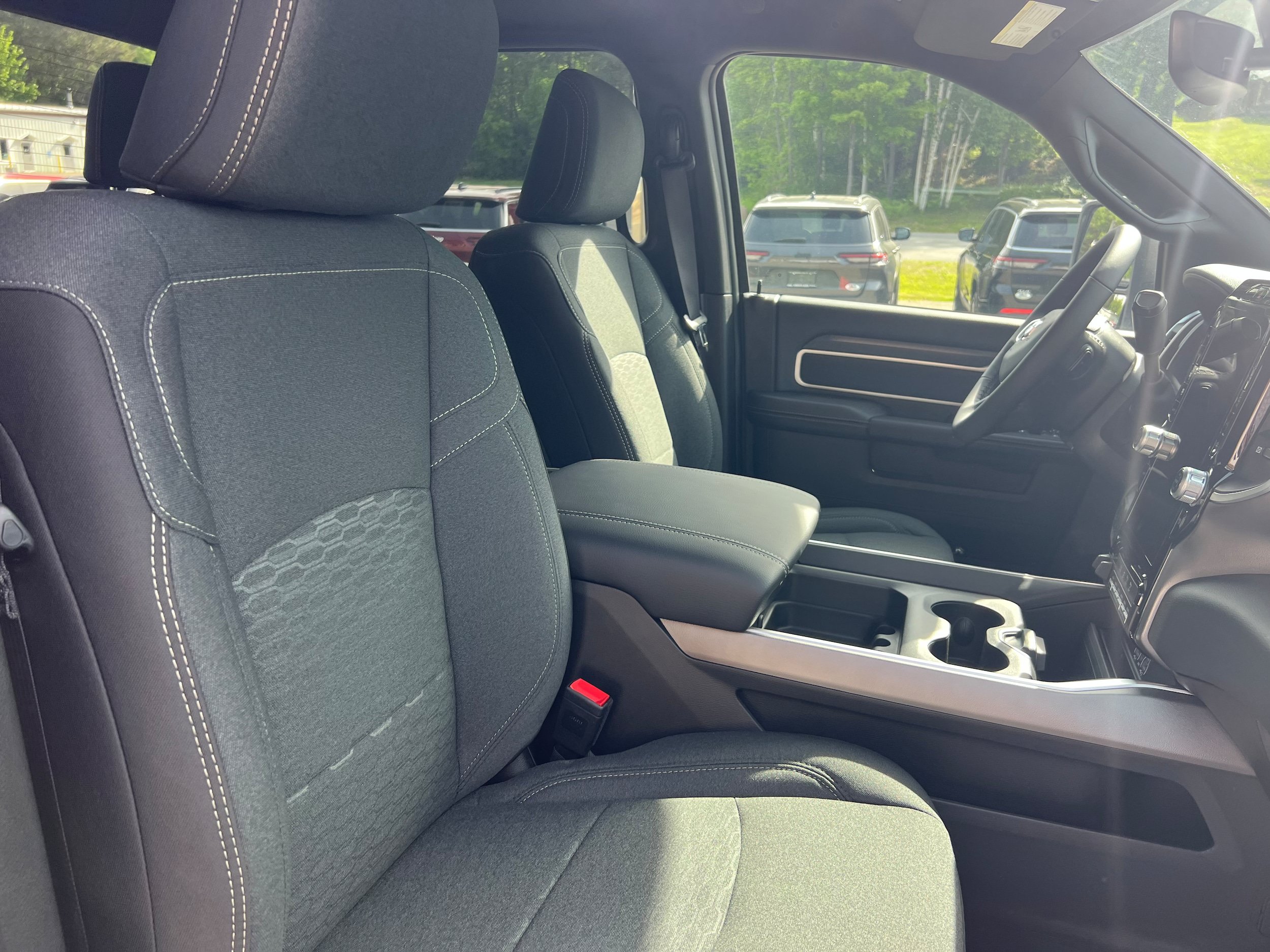 New 2026 RAM 2500 Big Horn AWD/4WD image 18