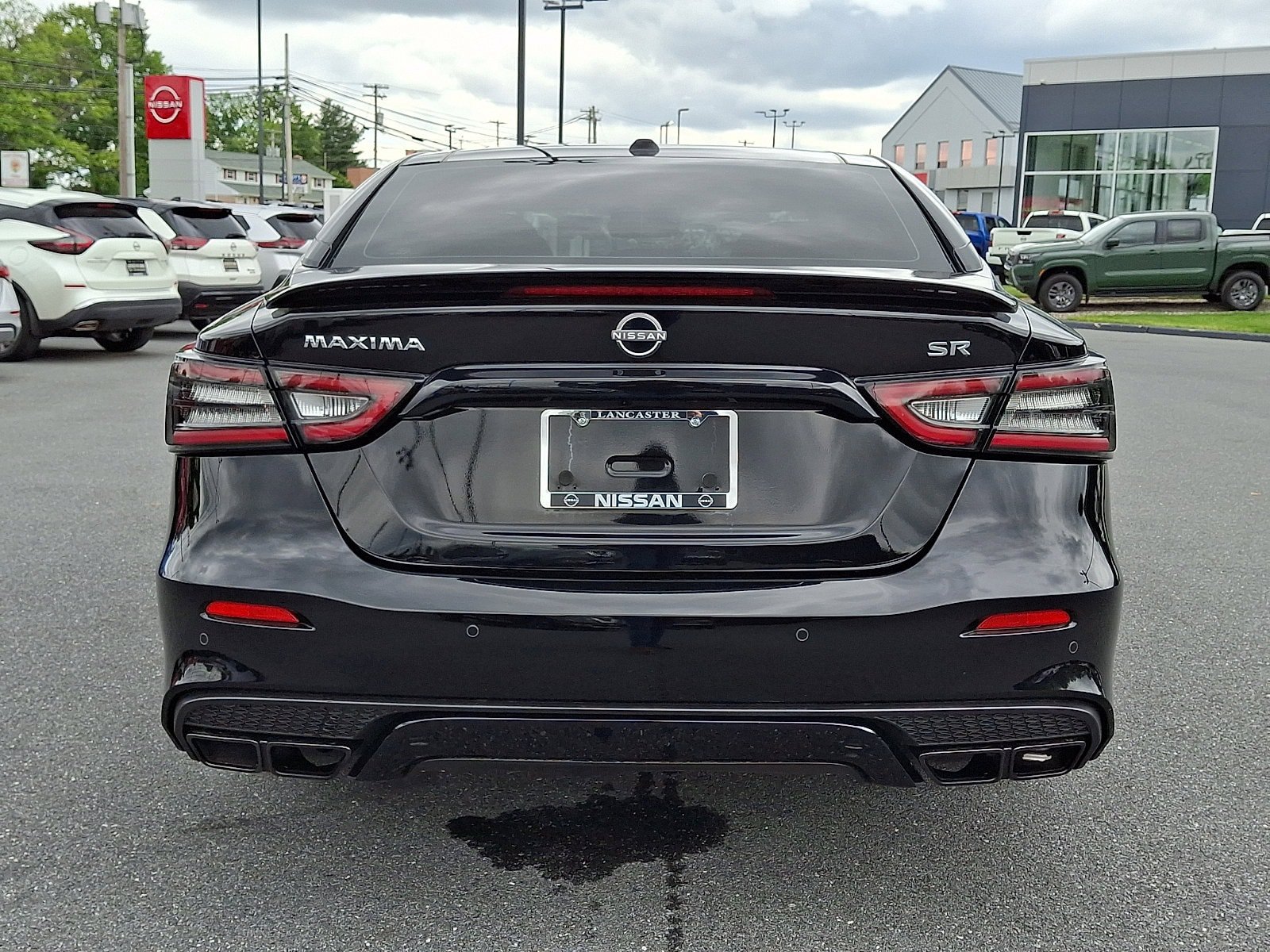 Used 2023 Nissan Maxima SR w/ Sport Mat Group FWD image 6
