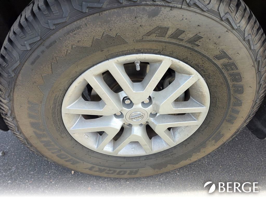 Used 2018 Nissan Frontier SV AWD/4WD image 11