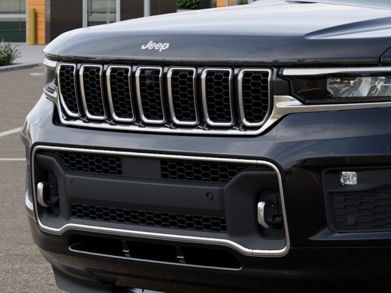 New 2025 Jeep Grand Cherokee Overland w/ Adv Protech Group III image 7