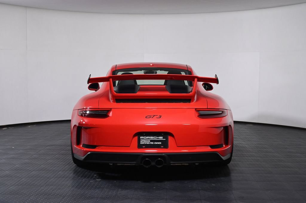 Certified 2018 Porsche 911 GT3 RWD image 6