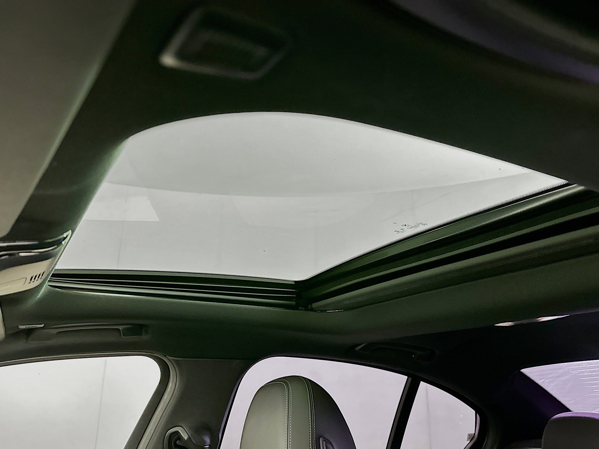 Used 2023 BMW 330e w/ M Sport Package image 27