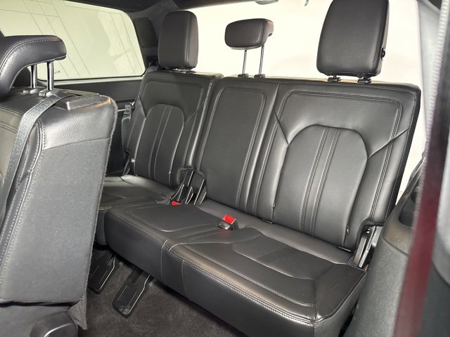 Used 2021 Ford Expedition Limited image 28