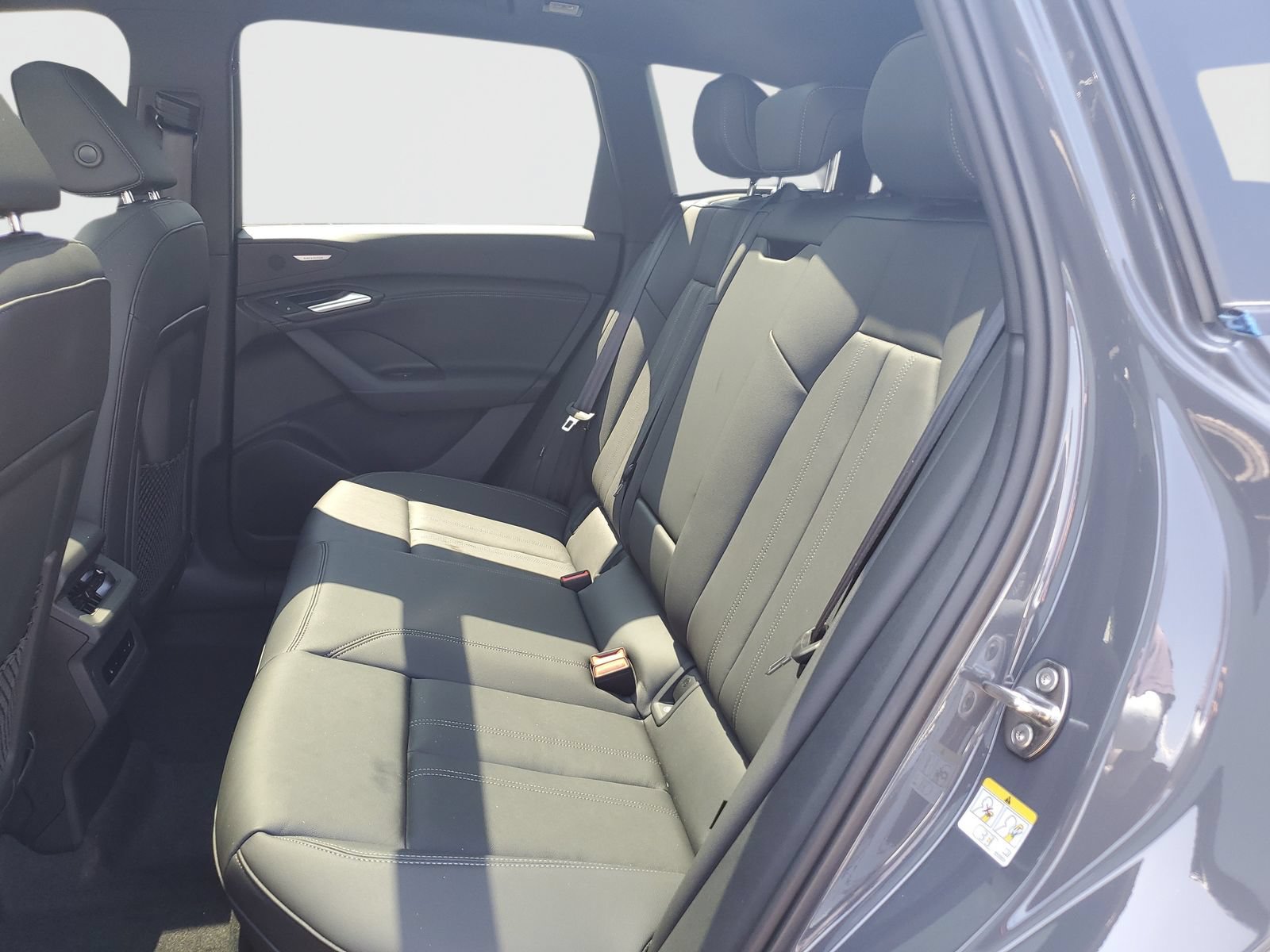 New 2027 Audi Q6 e-tron Premium Plus AWD/4WD image 13