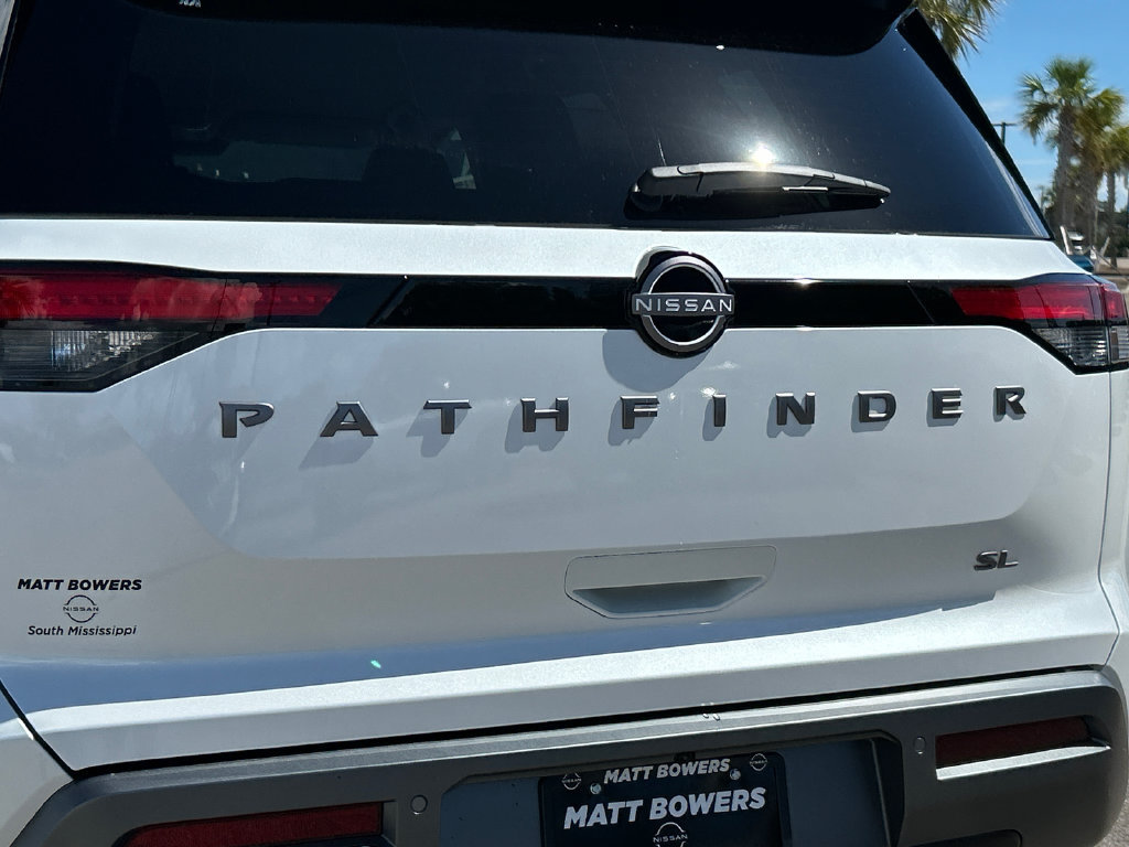 New 2026 Nissan Pathfinder SL w/ Cargo Package FWD image 6