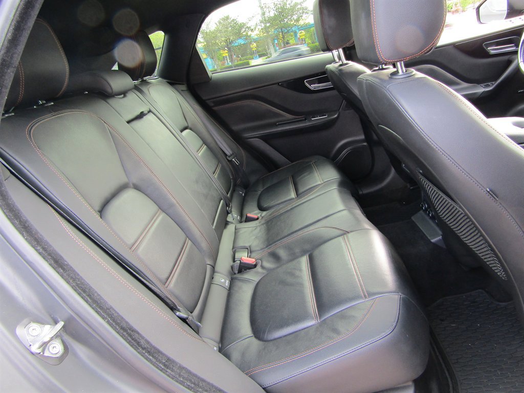 Used 2018 Jaguar F-PACE Prestige AWD/4WD image 6