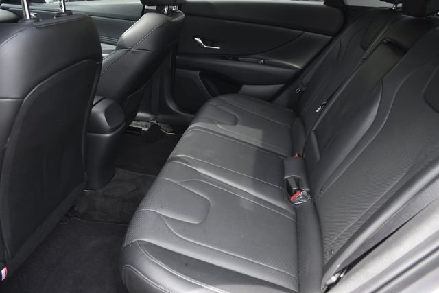Used 2023 Hyundai Elantra Limited FWD image 23