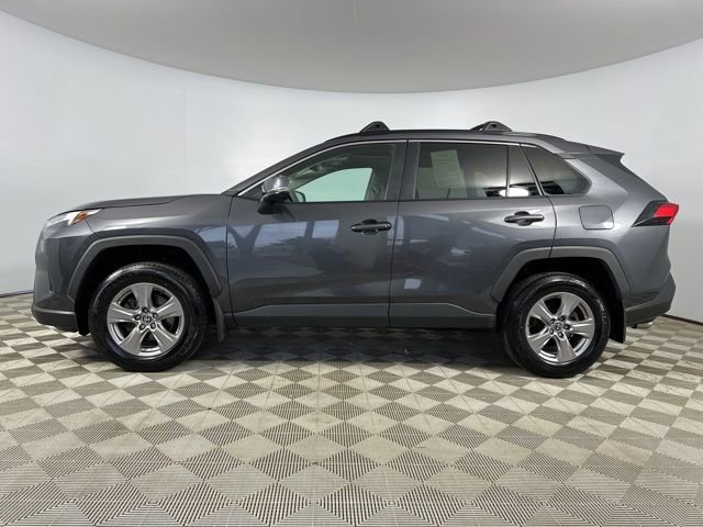 Used 2023 Toyota RAV4 XLE w/ Convenience Package image 4