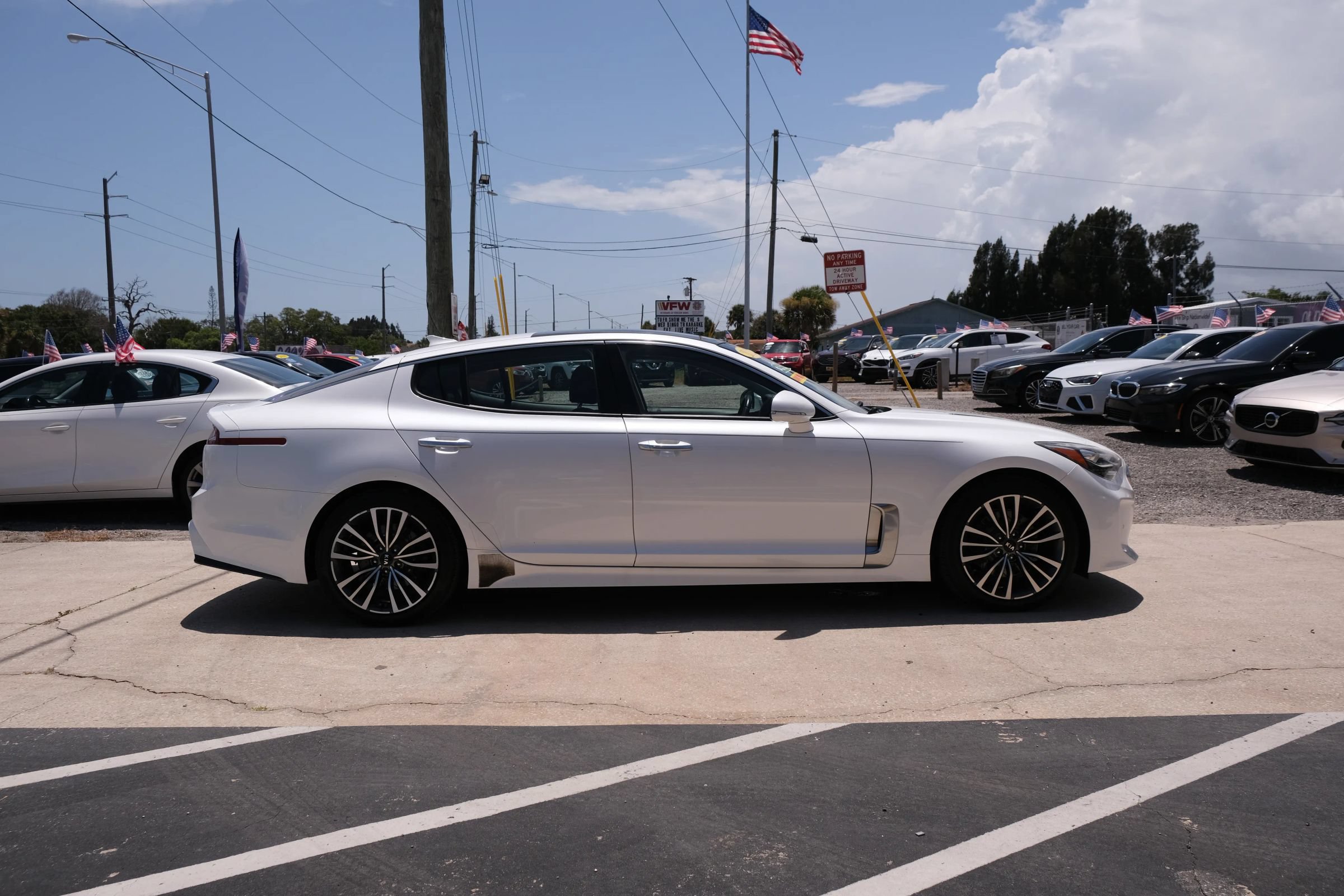 Used 2018 Kia Stinger Premium RWD image 4