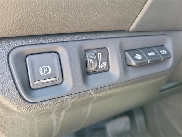 Used 2023 GMC Acadia Denali w/ Trailering Package image 21