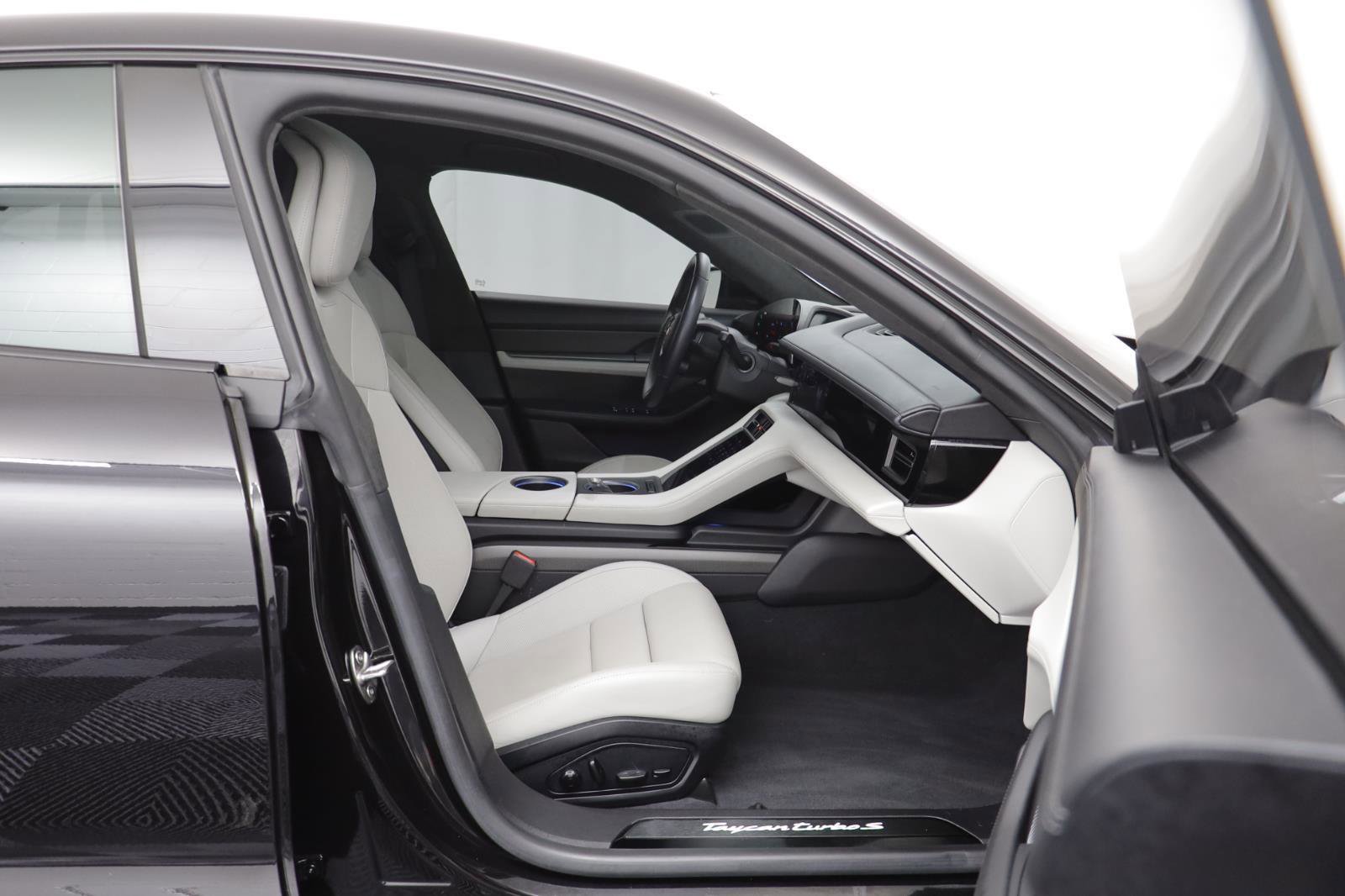 Used 2020 Porsche Taycan Turbo S w/ Premium Package image 19