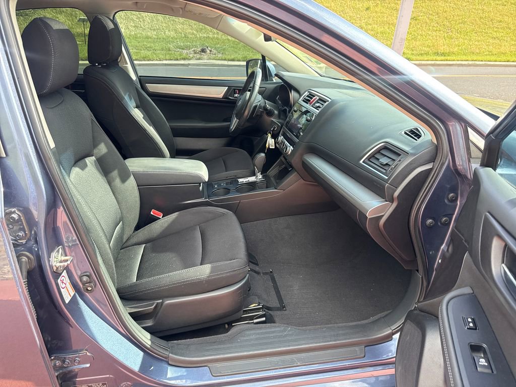 Used 2017 Subaru Legacy 2.5i Premium AWD/4WD image 26