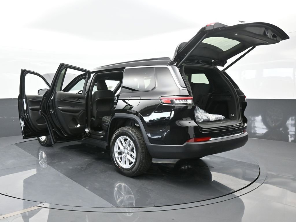 Used 2024 Jeep Grand Cherokee L Laredo w/ Luxury Tech Group I image 63