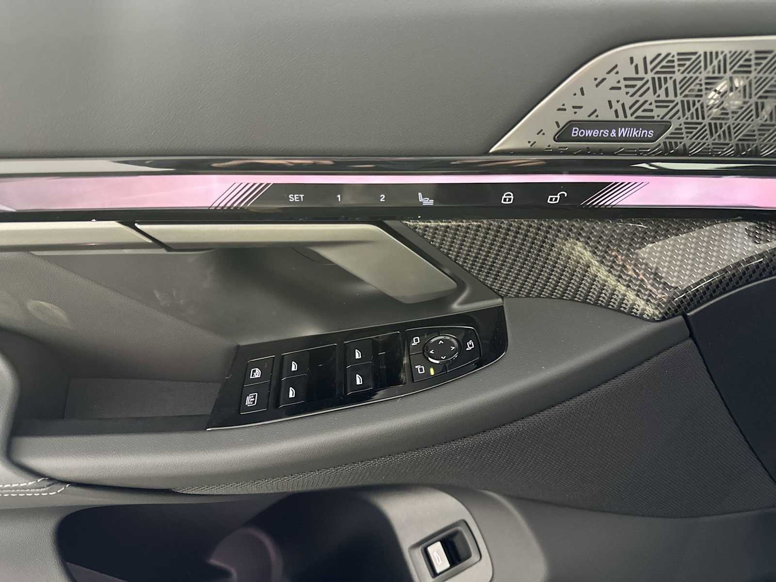 New 2026 BMW 550e xDrive w/ Executive Package image 13