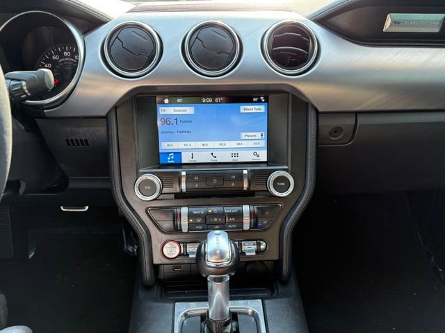 Used 2018 Ford Mustang Premium image 17