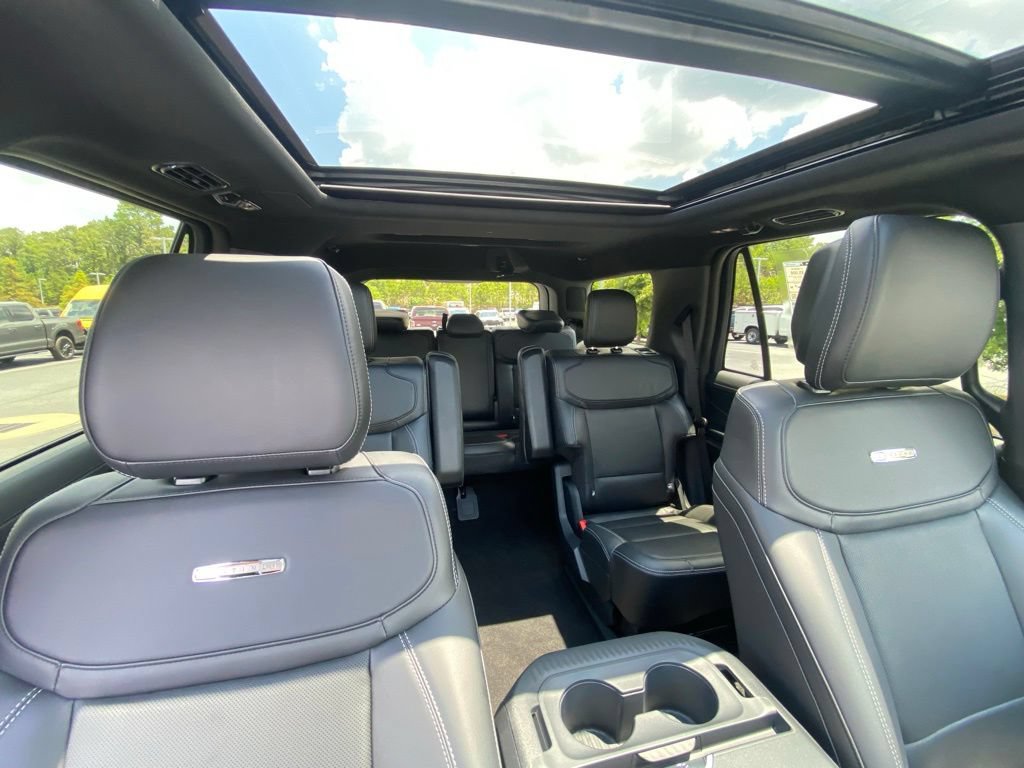 New 2027 Ford Expedition Platinum w/ Stealth Performance Package AWD/4WD image 29