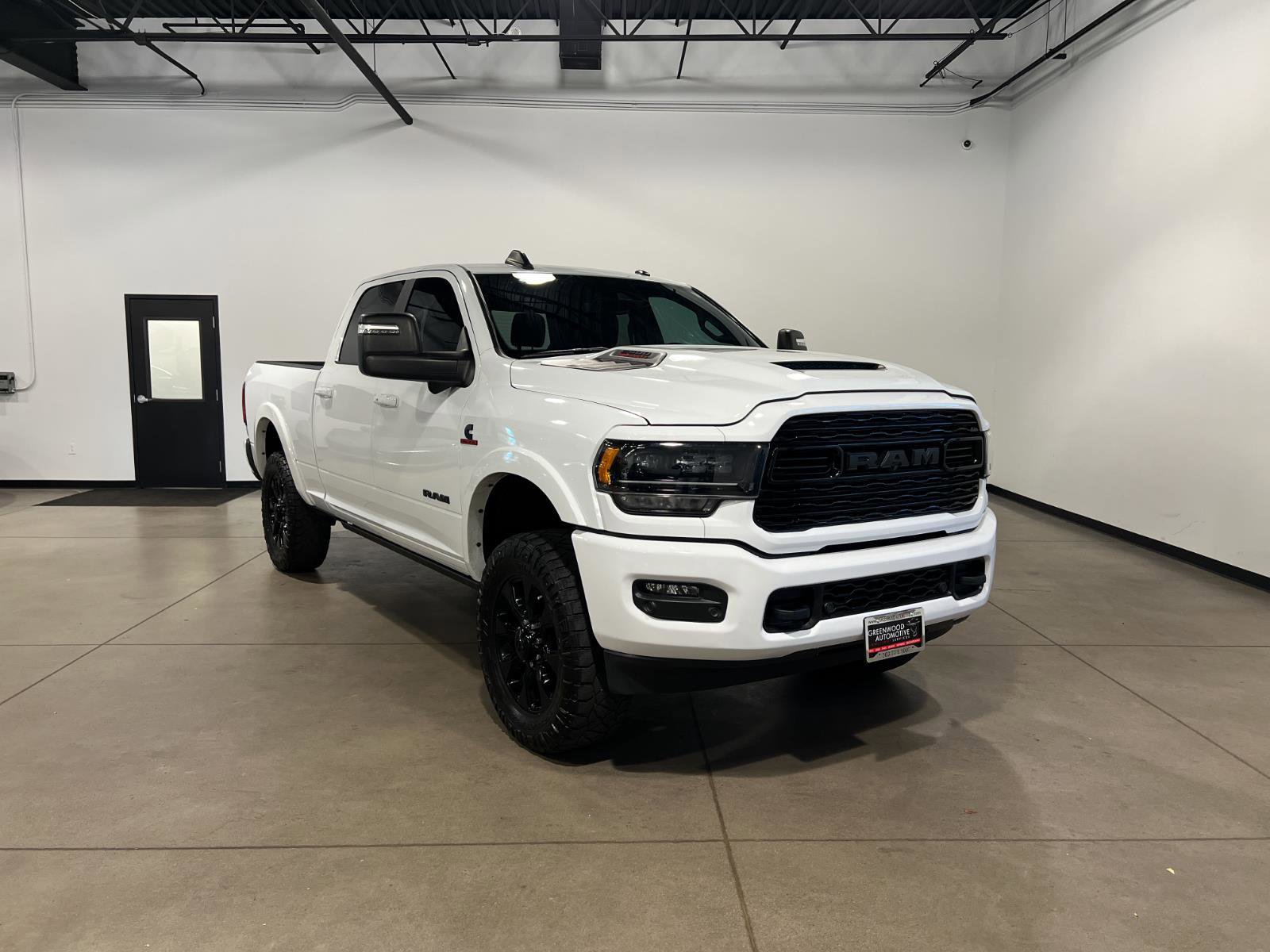 Used 2023 RAM 2500 Limited image 1