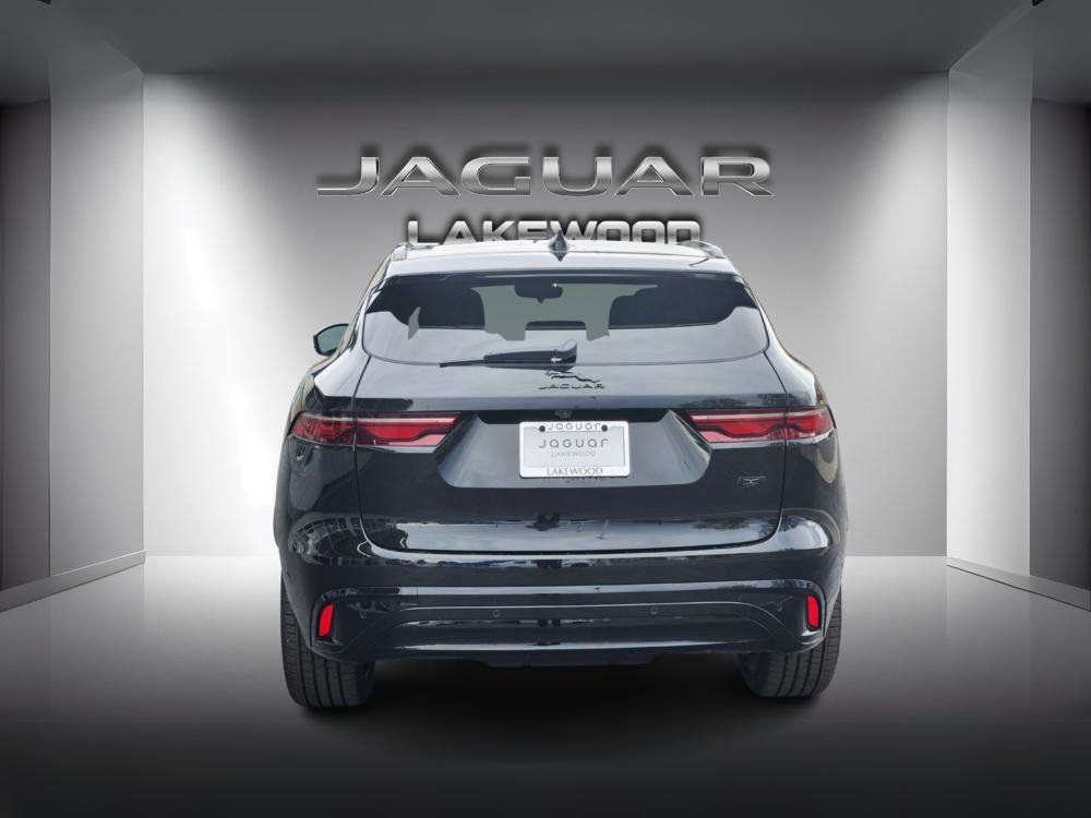 New 2026 Jaguar F-PACE R-Dynamic S image 4