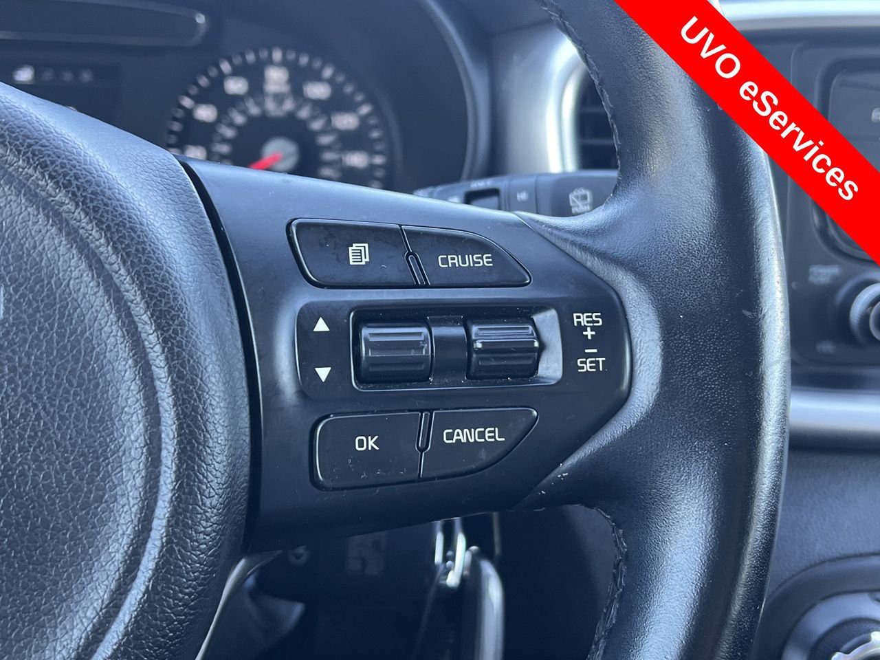 Used 2016 Kia Sorento LX w/ LX Convenience Package image 11