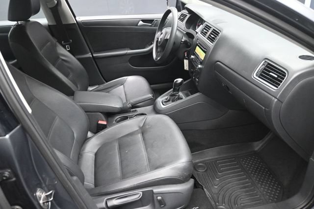 Used 2014 Volkswagen Jetta SE FWD image 27