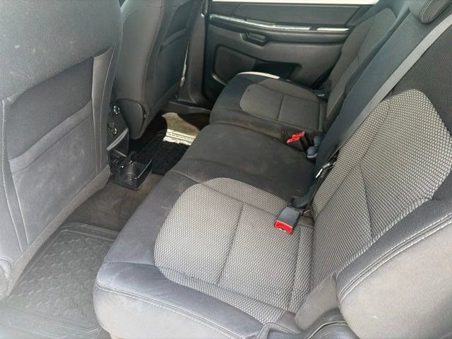Used 2017 Ford Explorer XLT FWD image 30